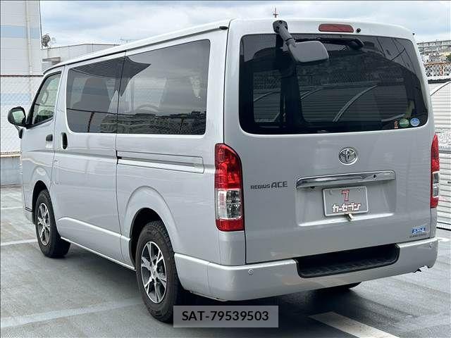 Toyota REGIUSACE VAN 2016-08 7457297-23