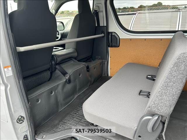 Toyota REGIUSACE VAN 2016-08 7457297-7