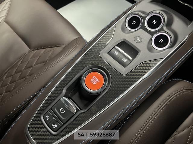 Renault ALPINE 2019-02 7457298-7