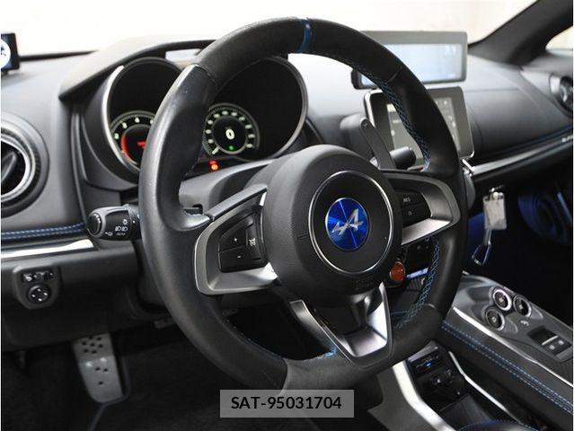 Renault ALPINE 2018-11 8159120-14