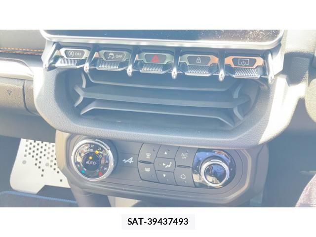 Renault ALPINE 2023-09 8037907-5