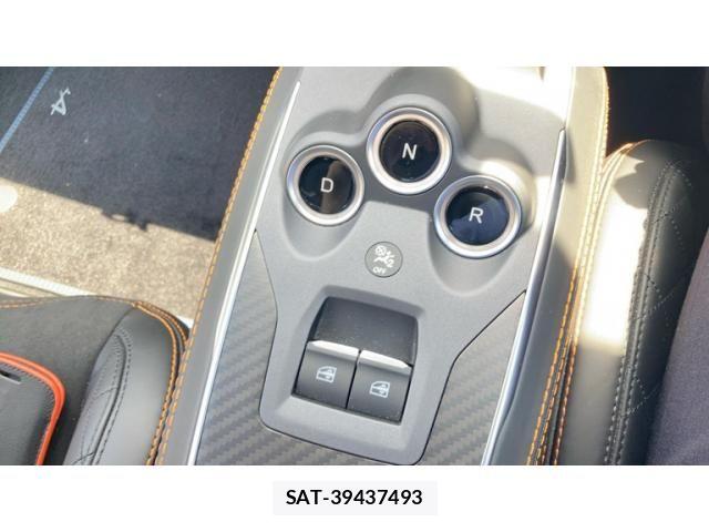 Renault ALPINE 2023-09 8037907-6