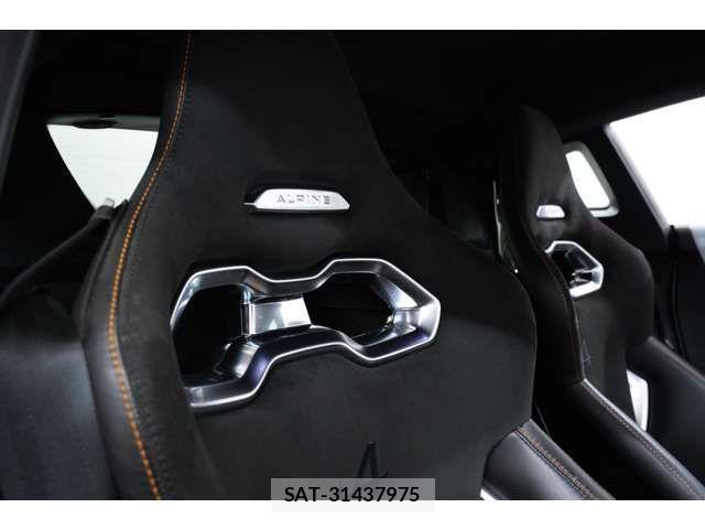 Renault ALPINE 2020-02 8075345-8