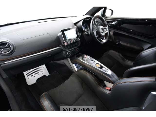 Renault ALPINE 2021-11 8849917-9