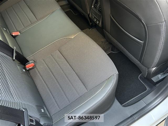 Renault Arkana 2025-09 2778722-12