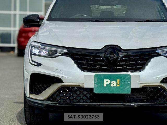 Renault Arkana 2024-05 3067912-21