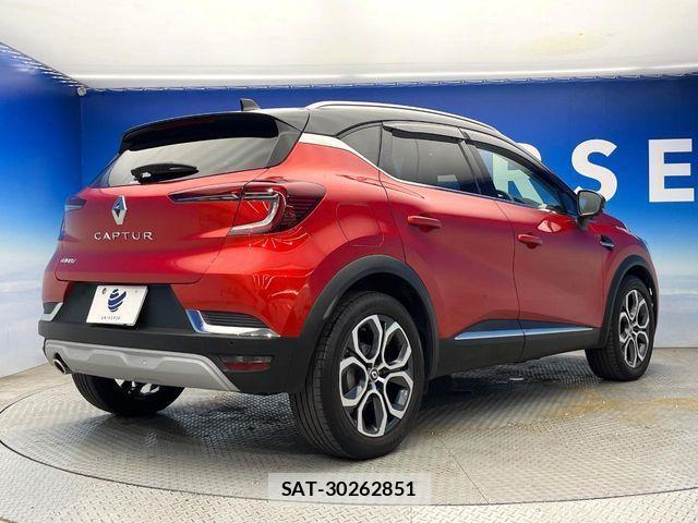 Renault CAPTUR 2021-09 1283037-18