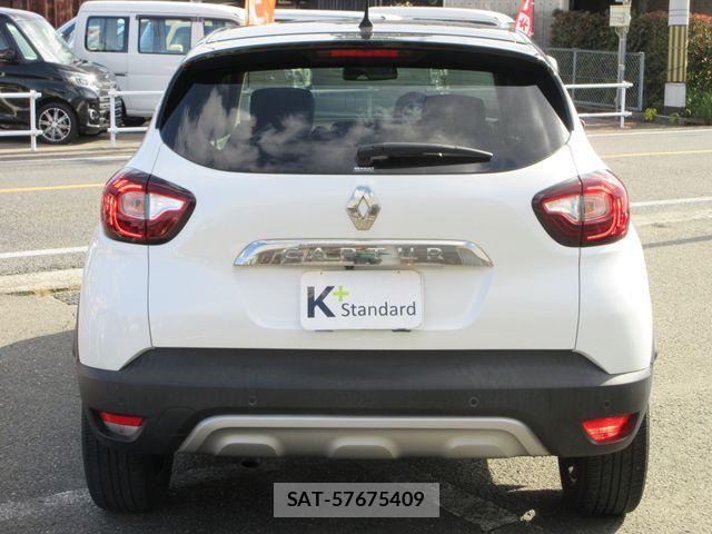 Renault CAPTUR 2019-01 1718071-2