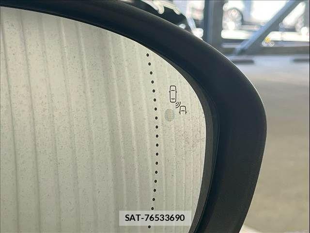 Renault CAPTUR 2021-07 1745814-10