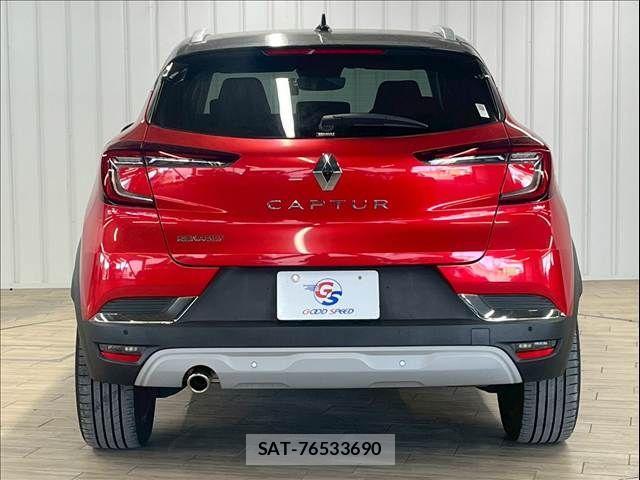 Renault CAPTUR 2021-07 1745814-13
