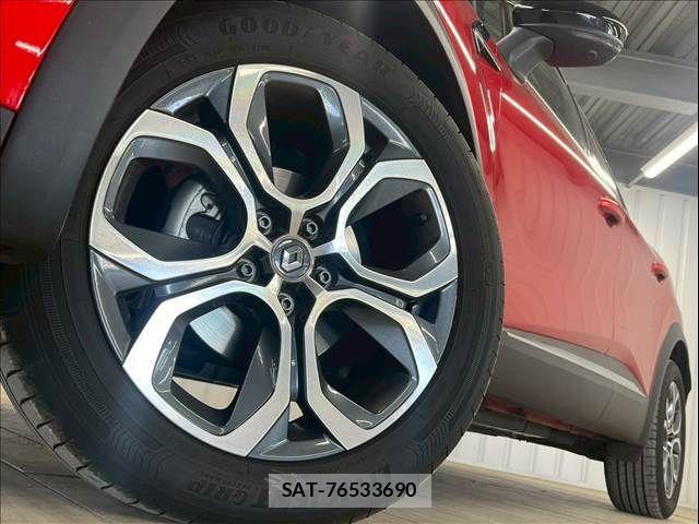 Renault CAPTUR 2021-07 1745814-18