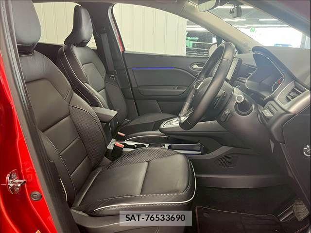 Renault CAPTUR 2021-07 1745814-6