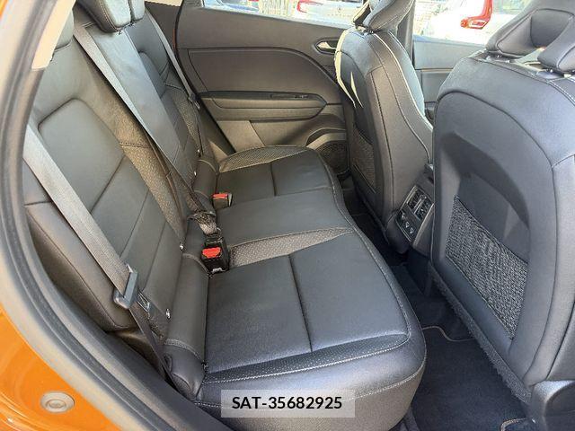 Renault CAPTUR 2021-06 4177039-4