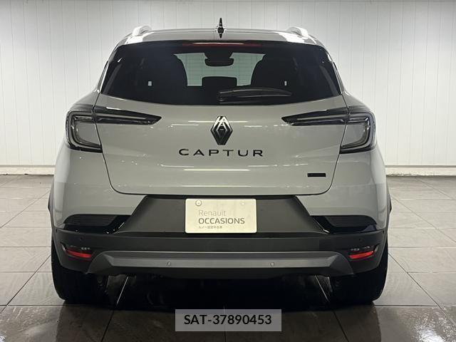 Renault CAPTUR 2025-06 4330078-13