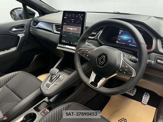 Renault CAPTUR 2025-06 4330078-1