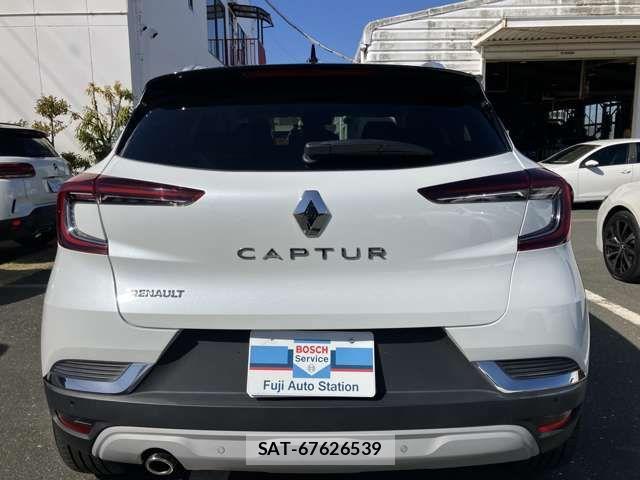 Renault CAPTUR 2023-06 4394537-13