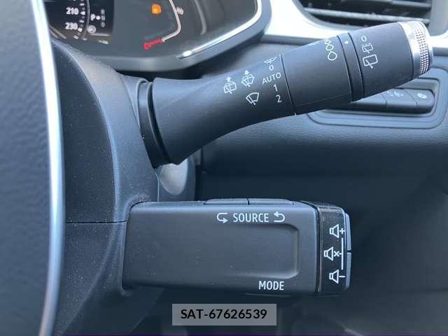 Renault CAPTUR 2023-06 4394537-28