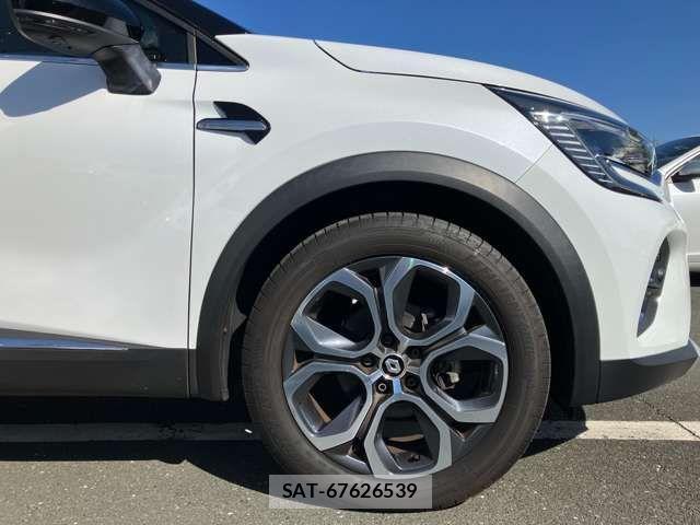Renault CAPTUR 2023-06 4394537-7