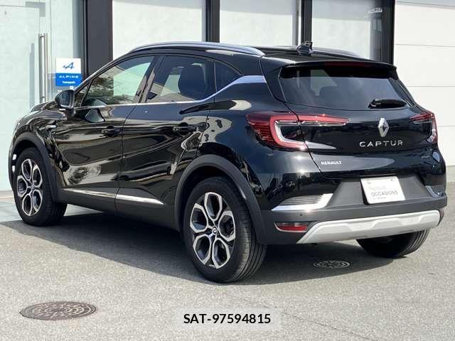 Renault CAPTUR 2024-07 4600540-6