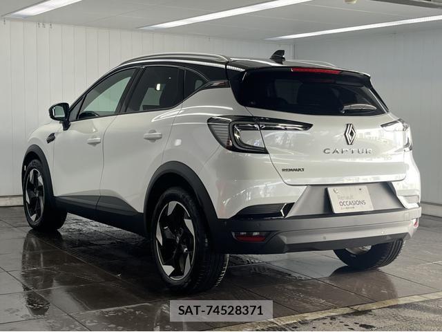 Renault CAPTUR 2025-07 5876923-2