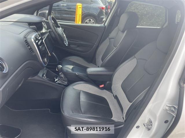 Renault CAPTUR 2017-07 6017078-8