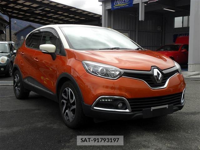 Renault CAPTUR 2015-04 6017079-2