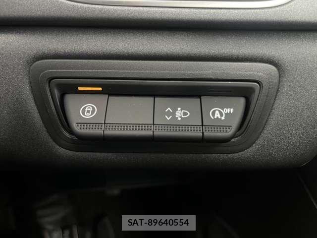 Renault CAPTUR 2026-04 6677749-8