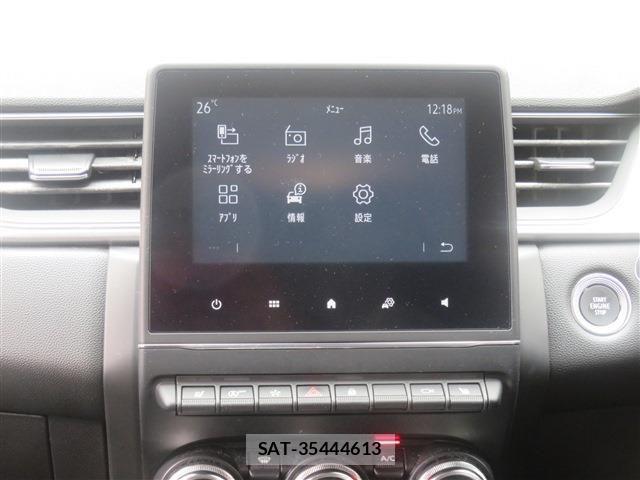 Renault CAPTUR 2021-07 6753065-11