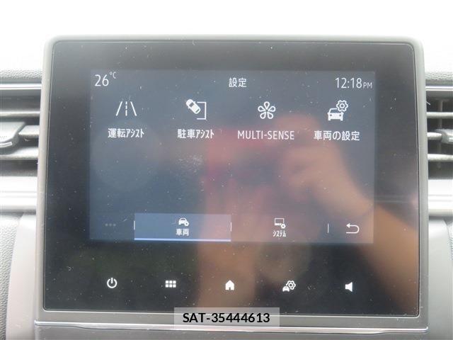 Renault CAPTUR 2021-07 6753065-13
