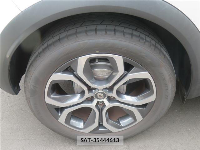 Renault CAPTUR 2021-07 6753065-7