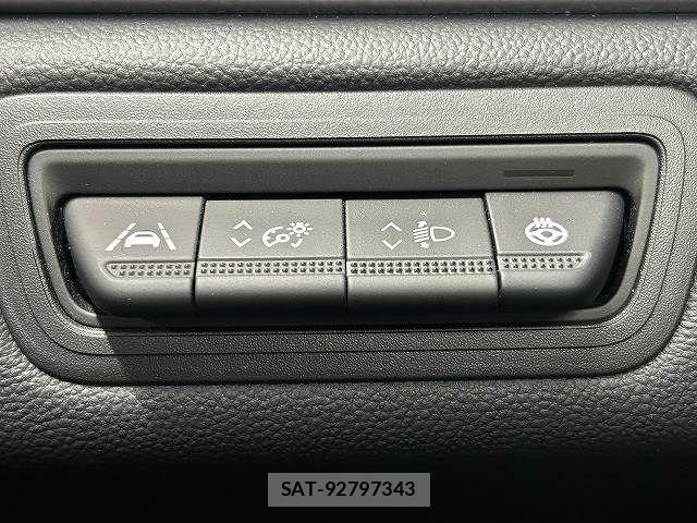 Renault CAPTUR 2022-11 6816882-9
