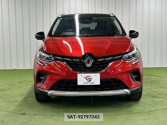Renault CAPTUR 2022-11 6816882-12