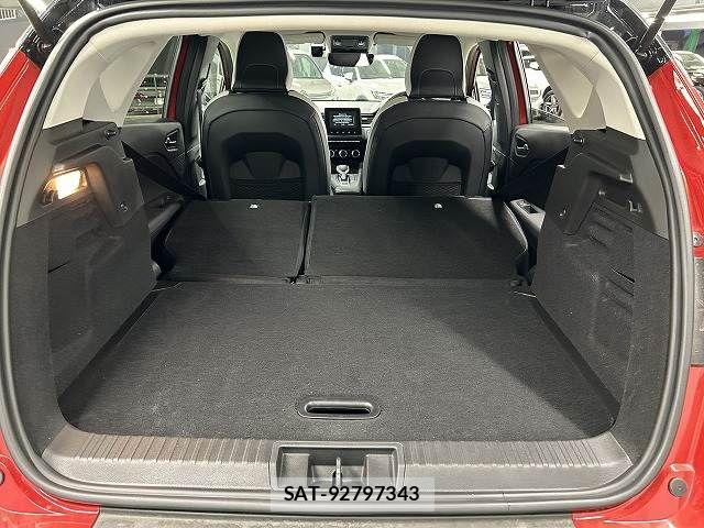 Renault CAPTUR 2022-11 6816882-17