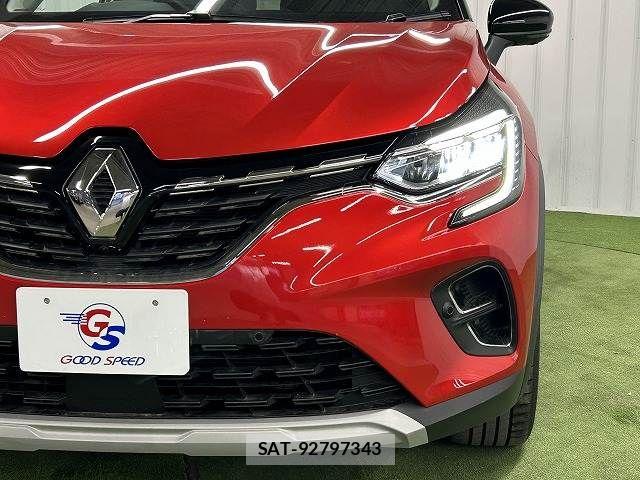 Renault CAPTUR 2022-11 6816882-19