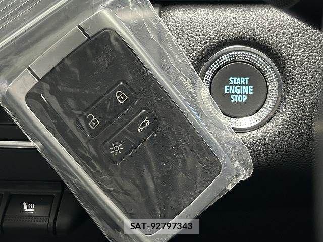 Renault CAPTUR 2022-11 6816882-5