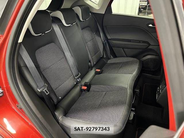 Renault CAPTUR 2022-11 6816882-7