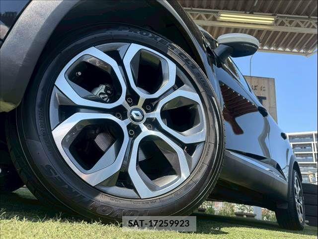 Renault CAPTUR 2021-11 6816885-18