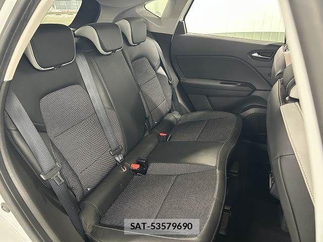 Renault CAPTUR 2022-01 6997721-7