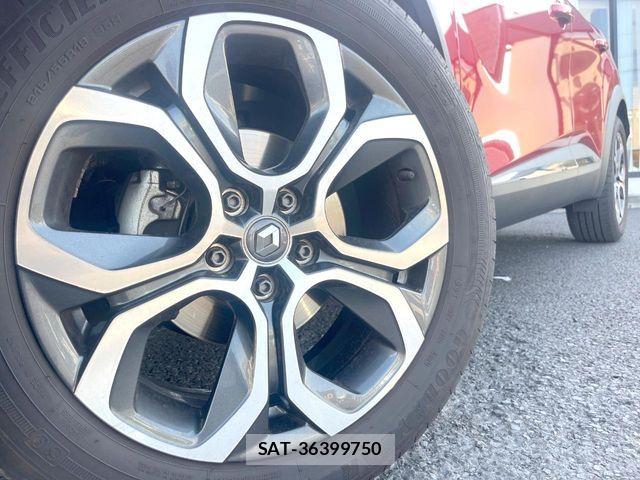 Renault CAPTUR 2021-08 6997708-13