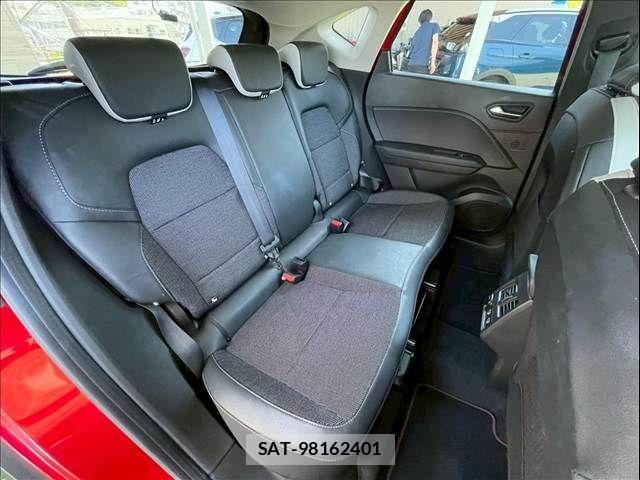 Renault CAPTUR 2023-05 6997709-5