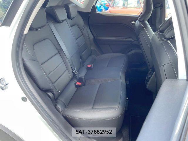 Renault CAPTUR 2023-06 7217942-9