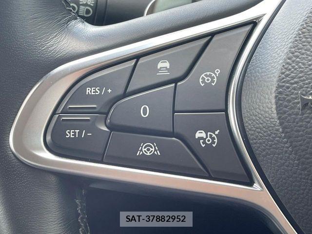 Renault CAPTUR 2023-06 7217942-3