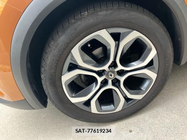 Renault CAPTUR 2021-07 7329719-9