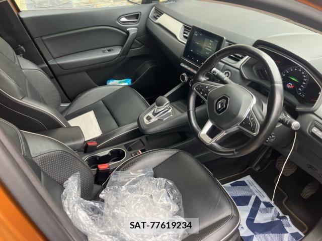 Renault CAPTUR 2021-07 7329719-18