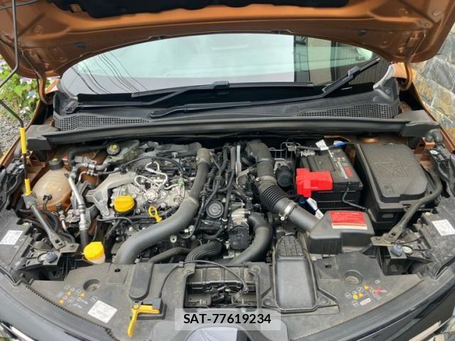 Renault CAPTUR 2021-07 7329719-4