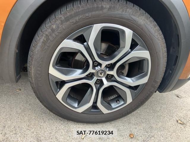 Renault CAPTUR 2021-07 7329719-6