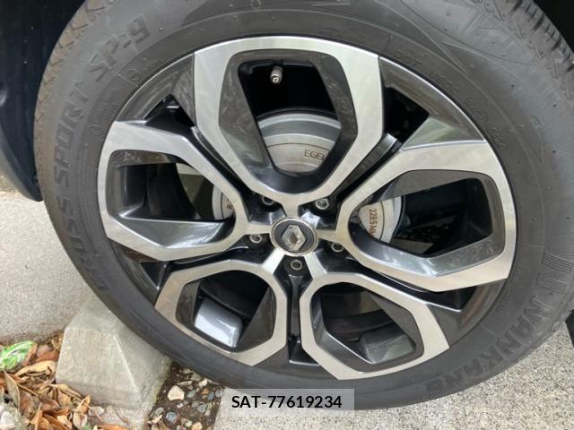 Renault CAPTUR 2021-07 7329719-7
