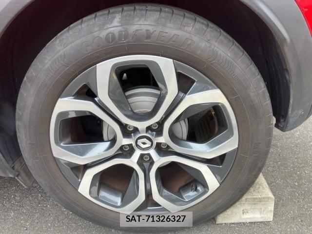 Renault CAPTUR 2023-09 7329718-12
