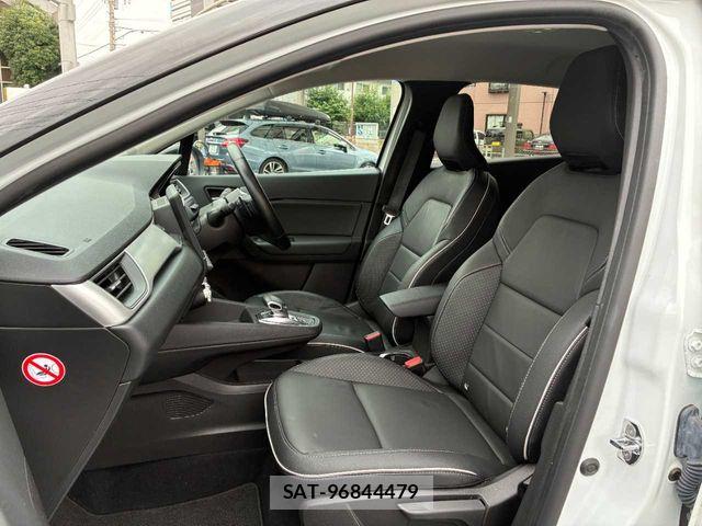 Renault CAPTUR 2022-06 7359583-23
