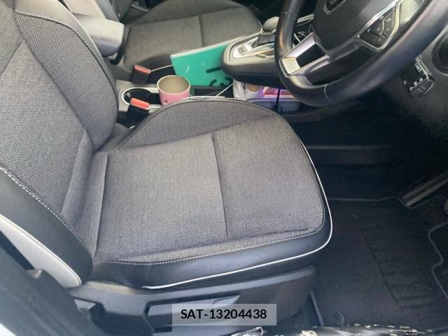 Renault CAPTUR 2022-06 7393859-13